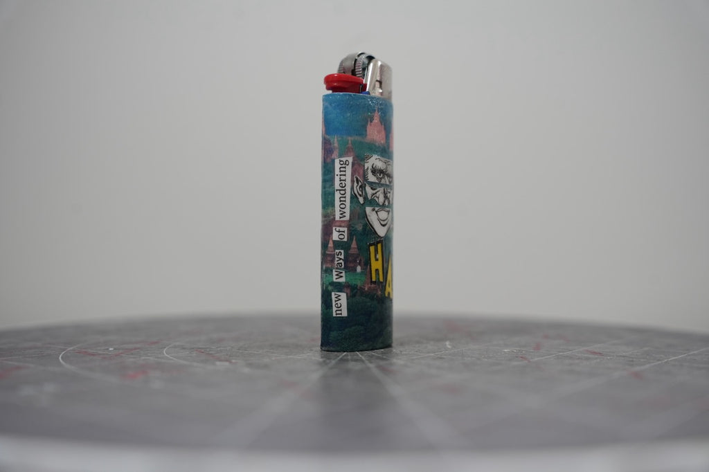 Seventh view of the collage lighter